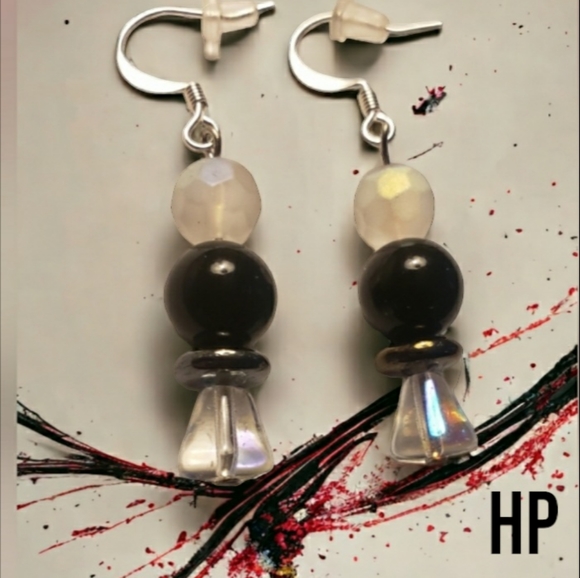 Frosted Crystal & Black Beaded Handcrafted Earrings - Picture 5 of 8